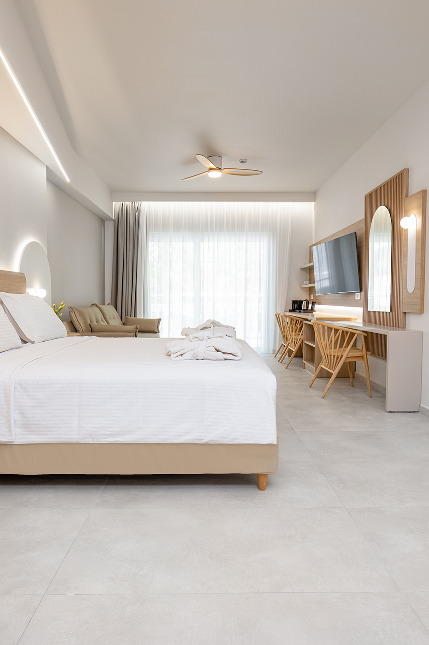 Junior Suite with Balcony