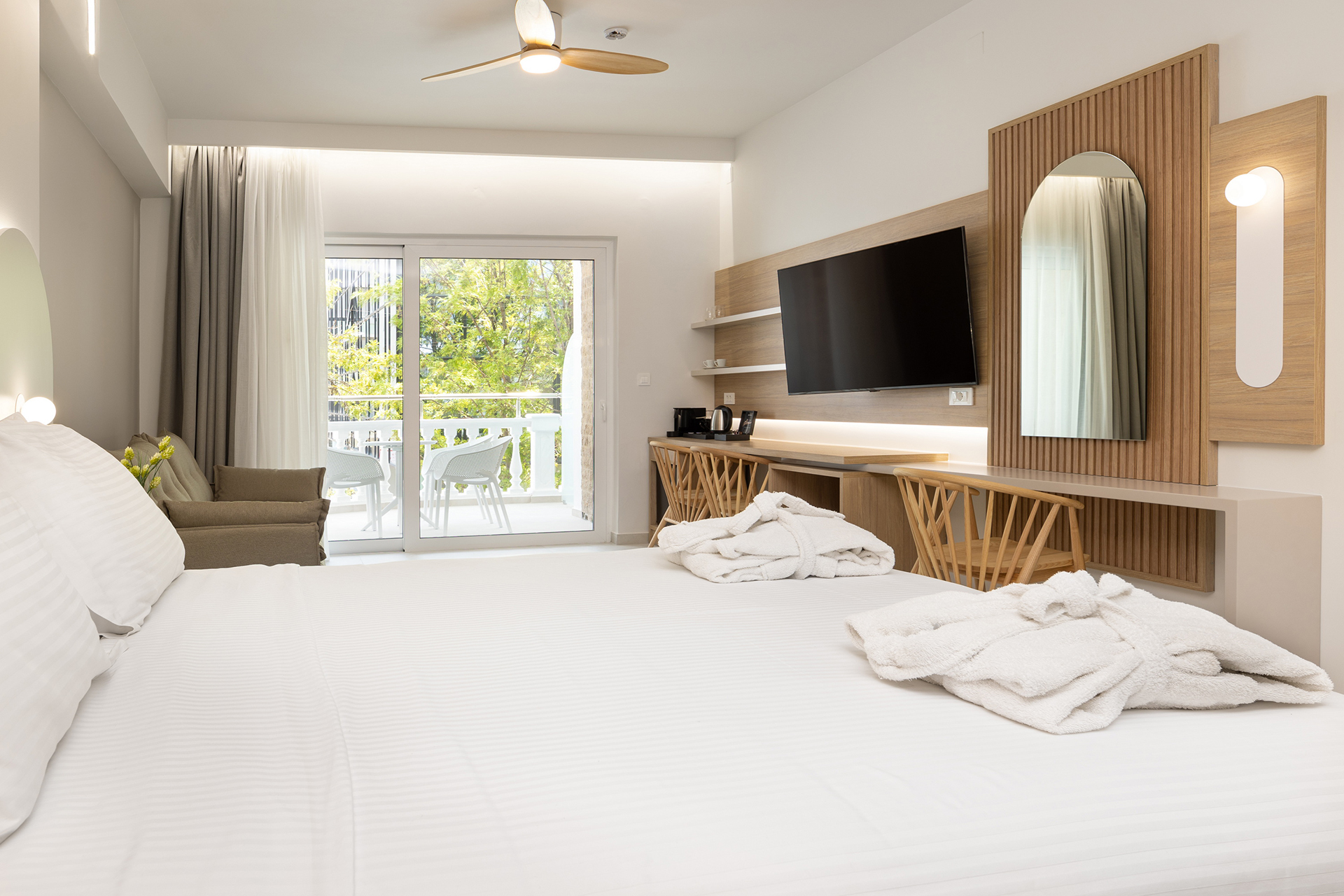 Junior Suite with Balcony