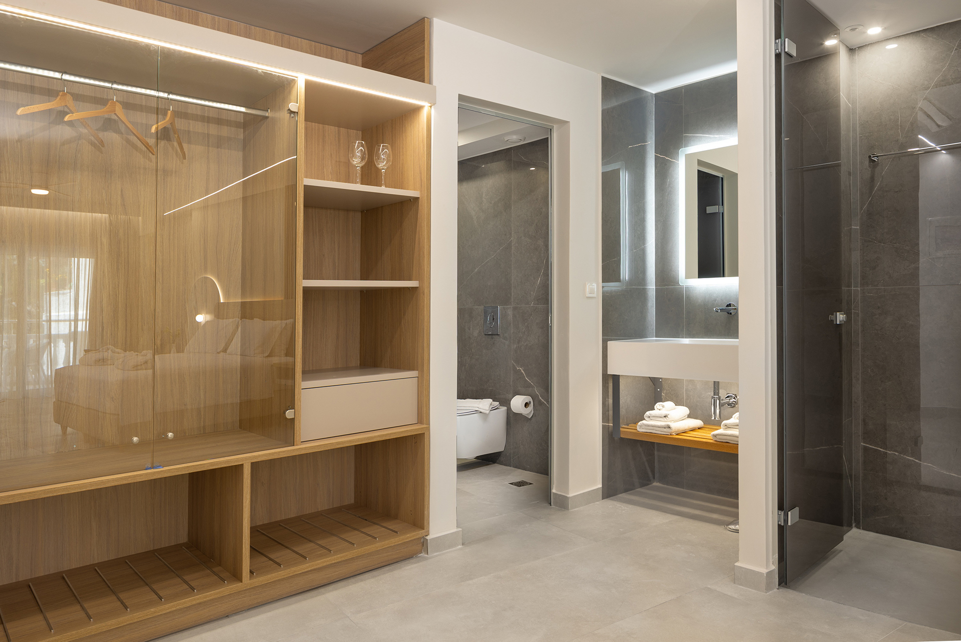 Junior Suite with Balcony